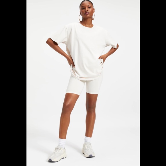 Good American ESSENTIAL BIKE SHORT bone001 | size 2 - Picture 5 of 5